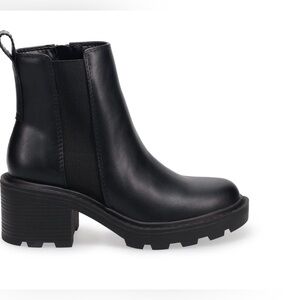 SO Elle Black Ankle Booties Size 8.5